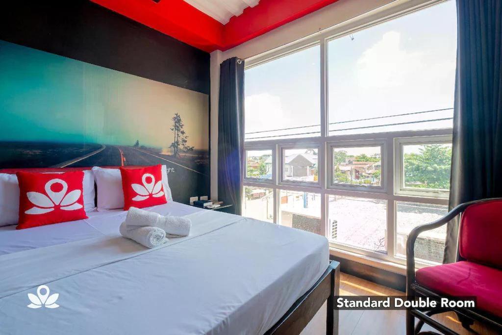 Sabel Travelers Inn Laoag Extérieur photo